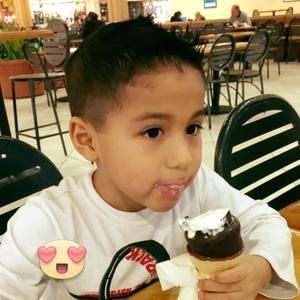 Meet your Posher, Juan